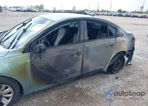 2011 Chevrolet Cruze Ls z USA, uszkodzony, nr VIN 1G1PC5SH8B7229454